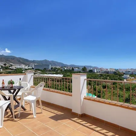 Villa Sleeps 6 Pool Air Con Wifi *