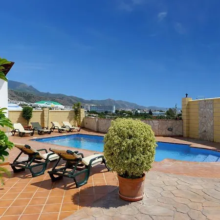 Villa Sleeps 6 Pool Air Con Wifi Nerja